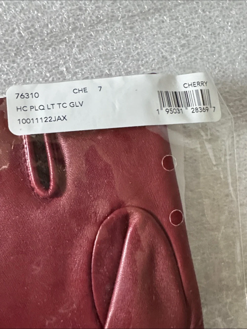 NWT Cherry Tech Coach Leather Touchscreen Gloves with Signature Charm